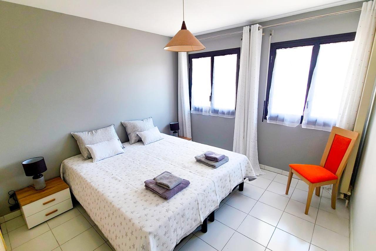 Regard Sur Les Remparts - Terrasse & Parking Apartment Avignon Exterior foto
