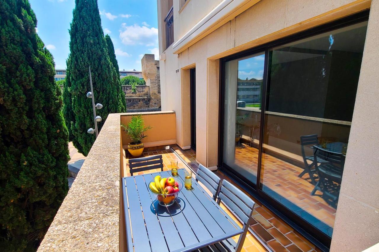 Regard Sur Les Remparts - Terrasse & Parking Apartment Avignon Exterior foto